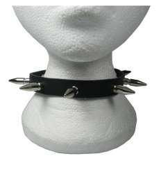 Collar Cuero Pincho Bala Pequeña