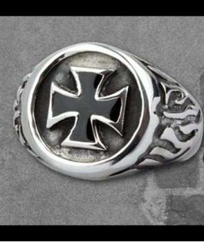 Anillo Iron Cross Flames Acero