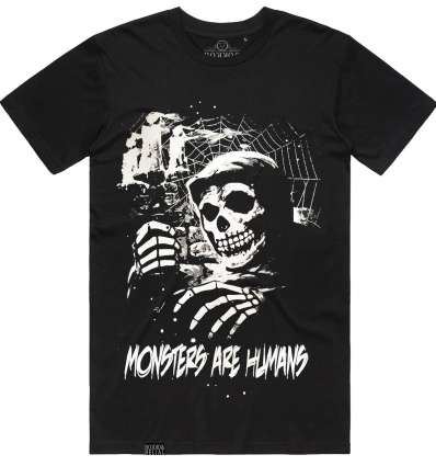 Camiseta MONSTERS ARE HUMAN